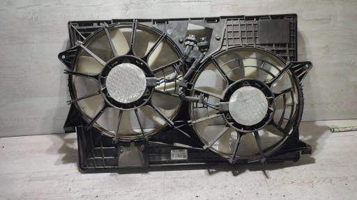 Jeep Cherokee 2015 elektrický ventilátor chladiče