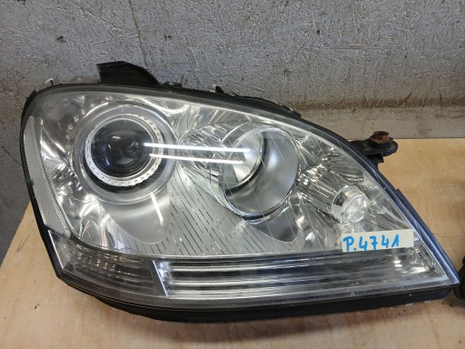 light lights front right left MERCEDES ML W164 XENON