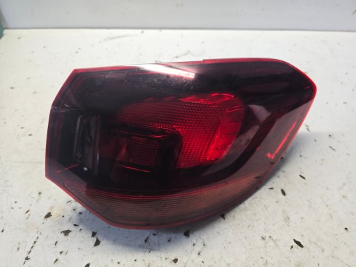 OPEL ASTRA J LIFT KOMBI light right rear part right rear W fender CIEMNA