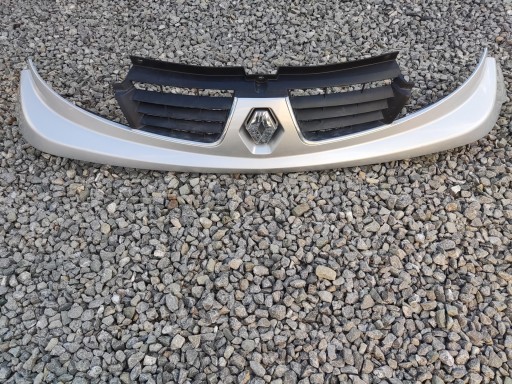 grill grille moulding upper of a bumper front RENAULT TRAFIC II LIFT 2007-2014