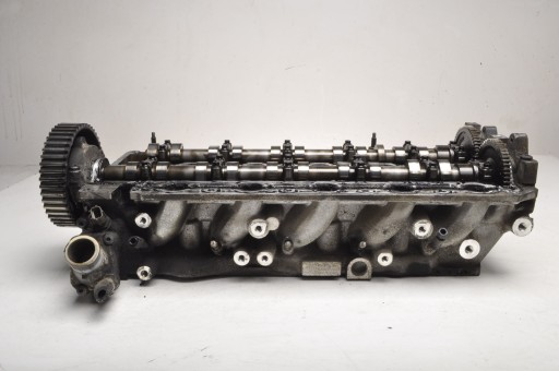 VOLVO S60V70 XC70 2.4 D D5 ГОЛОВКА 30731988-004