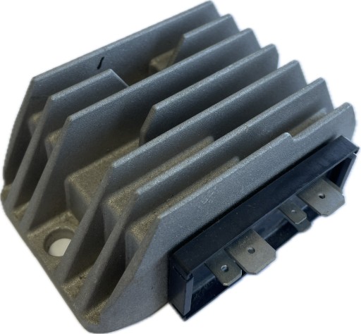 0138 - Регулятор напряжения микроавтомобиль бензин