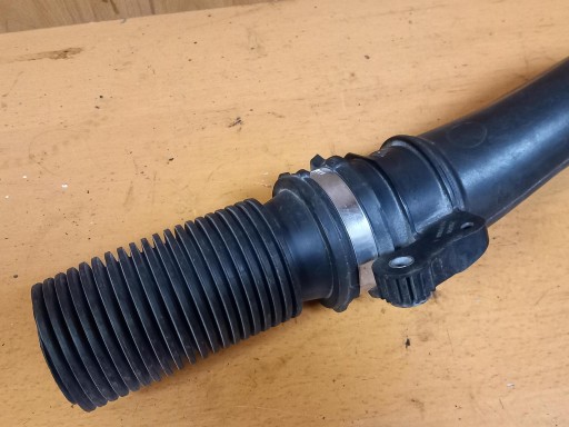 pipe wiring air RENAULT MEGANE III 1.5 DCI 8200645723
