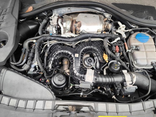 engine complete AUDI A4 A5 A6 Q7 3.0 TDI CRT CRTD original !!!
