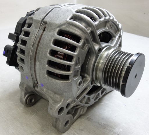 Генератор vw t5 t6 amarok crafter 06f903023n 140a bosch
