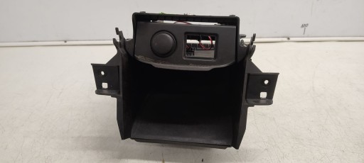passenger compartment zapalniczka Opel Zafira C 1,6 TB