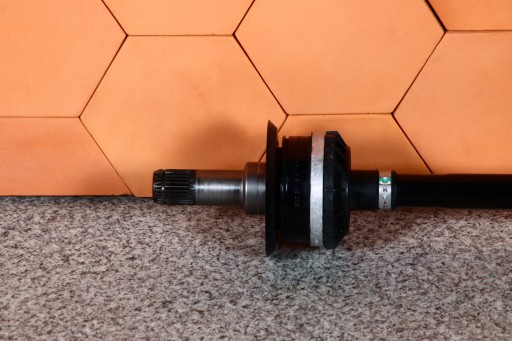 BMW 3 G20 G28 semi-axis left left rear part rear 8681963 12350 km !!!
