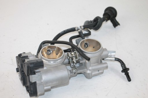 38 - APRILIA TUONO 660 21 + ДРОССЕЛЬНАЯ ЗАСЛОНКА