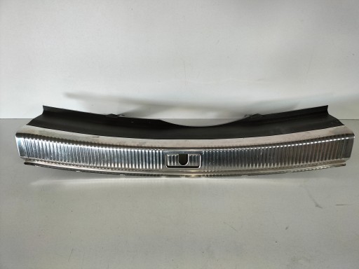 BLENDE GEHÄUSE FÜR GURTEN HINTEN AUDI A5 8T 07
