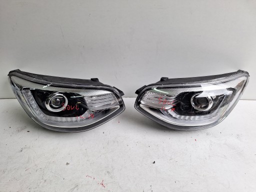 KIA SOUL II LIFT 16-18 light right XENON UK