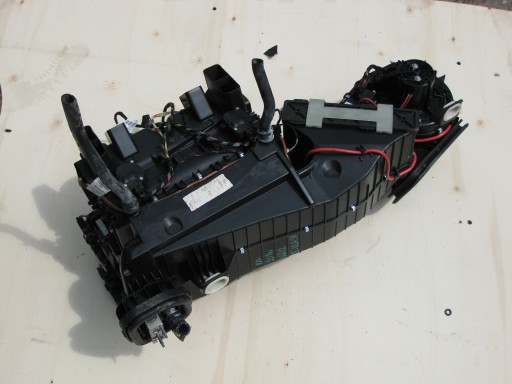 MERCEDES W212 KOMBI 14R Bloc de chauffage complet Complète A2128305160