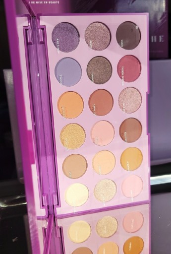 Morphe - 18F Talkin' Flirty Palette Prírodná paleta tieňov originál