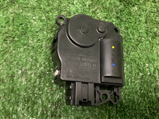 Chrysler 300C motor dvířka topení 3.0 V6 545250008