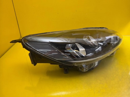 light right Ford Kuga MK3 lens LV4B-13W029-AG