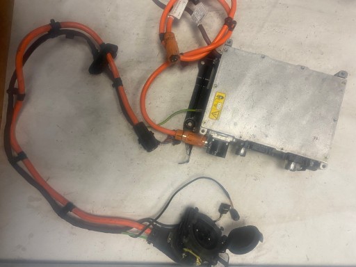 255613 - Заряджався Hybrid INVERTER MERCEDES A0009006609