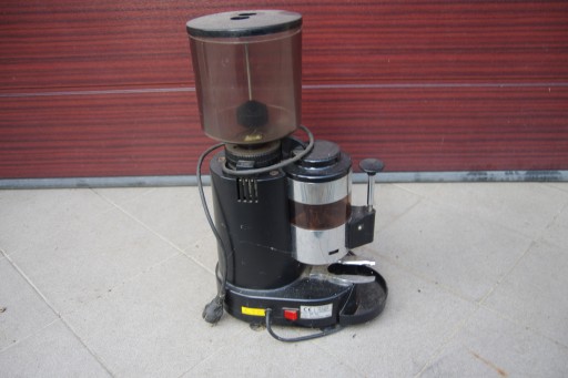 4D0905351 - Итальянская кофемашина для эспрессо, кофемолка.