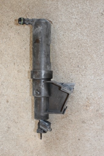 343rsssss2232aas - VOLVO V50 S40 04-омыватель фары левый