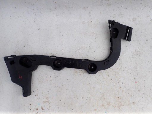 FORD FOCUS MK3 2011- držač branika KOMBI lijevi stražnji dio