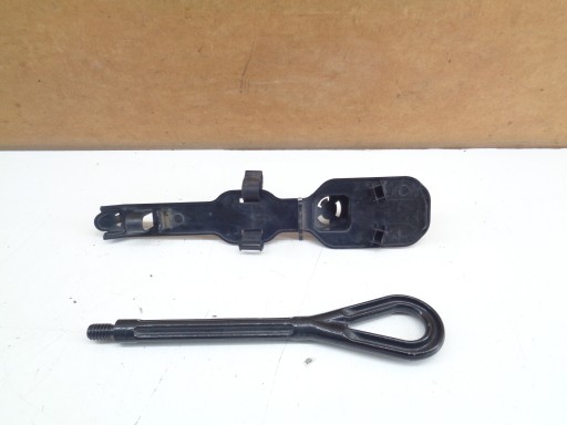 BK21-16C170 - Transit Custom Mk8 буксирувальний гак вушний гвинт