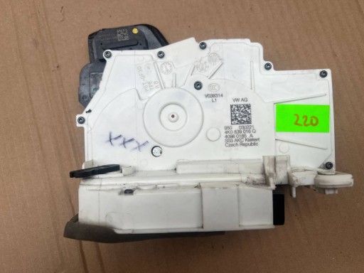 4K0839016Q AUDI Q8 A6 C8 A7 ETRON lock right rear part original !