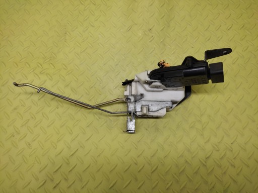 SUZUKI LIANA and lock door right front
