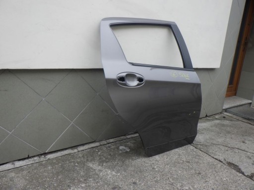 TOYOTA YARIS III 3 LIFT 17- door right rear.