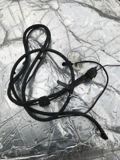 A2048600192 - MERCEDES W204 W212 шланг форсунки омывателя