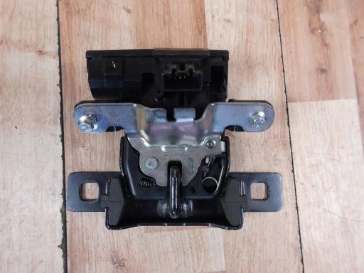 Ford Fiesta MK7 2008-2014 lock bonnet rear part rygiel