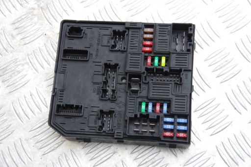 КОРОБКА ЗАПОБІЖНИКІВ BSM МОДУЛЬ RENAULT KADJAR 284B69643R