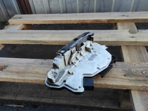 lock left front door IBIZA IV 3D 7PIN 5N1837015E