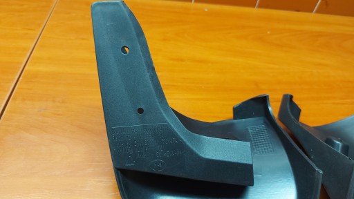 mudguard mudguard flap left right rear rear part TOYOTA COROLLA E15 VERSO PRIUS