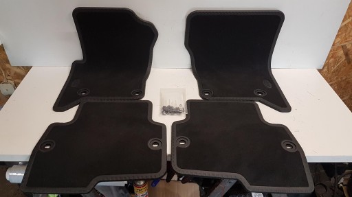 mats WELUROWE LAND ROVER LR3 EAH500040PVJ