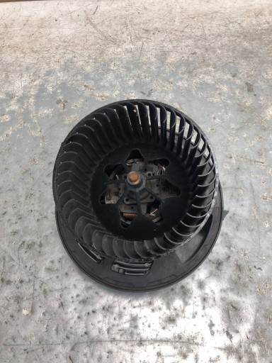 kÚrenie ventilátor BMW E87 LCI 6933663