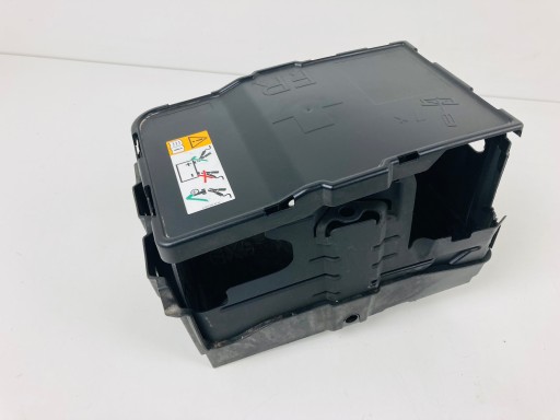 MERCEDES X-Class w470 корпус акумулятора