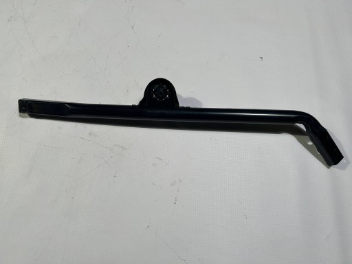 left bracket holder supports of the front Chrysler Pacifica 2017r