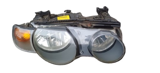BMW 3 E46 COMPACT rechts vorne 0301187202 ( ohne Blinkleuchte)
