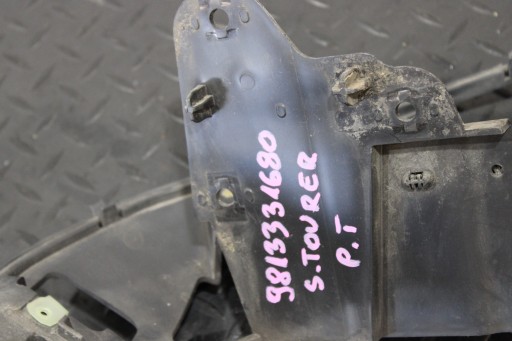 support holder of a bumper right rear part CITROEN SPACETOURER 9813331680