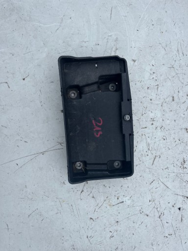 255612 - 213 Крышка Батареи A2136200018