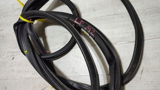gasket door zewn. left front Mazda 2 DJ lift
