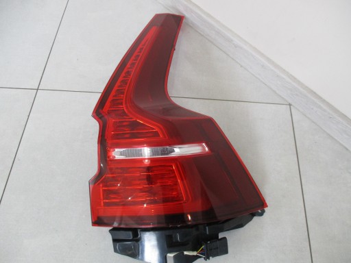 light right rear part Volvo V60 2 18r- LED 32228899