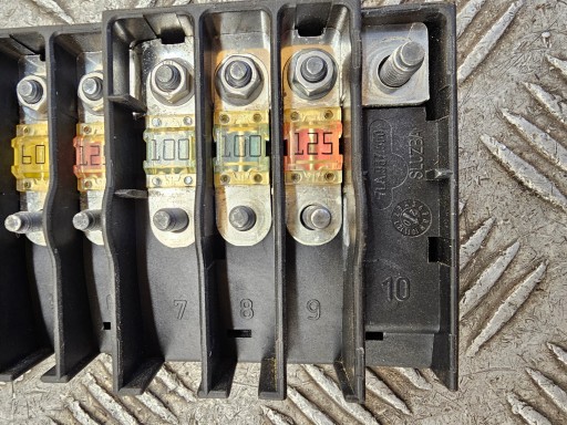 VW T6 LIFT T6.1 2.0 TDI Fusible pour batterie 7LA937550A