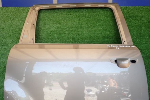 SHARAN ALHAMBRA 10- door right rear. rear part sliding