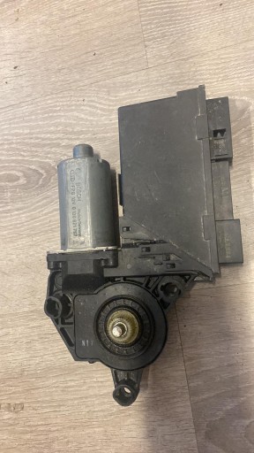 AUDI A4 B6 mini motor windows left rear part 8E0959801A