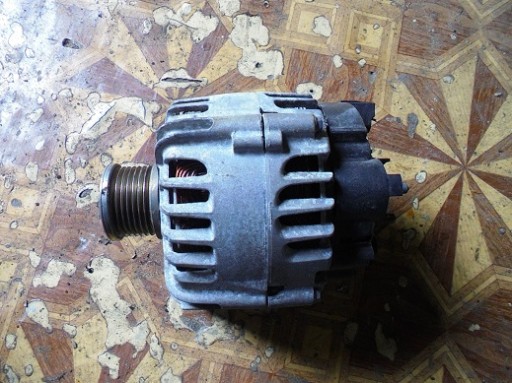 10646521 - Генератор рено 231007033r-c
