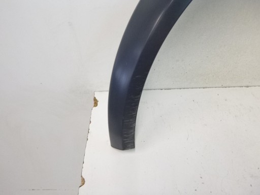 moulding of a fender cap front right Audi A6 C5 ALLROAD LV7W
