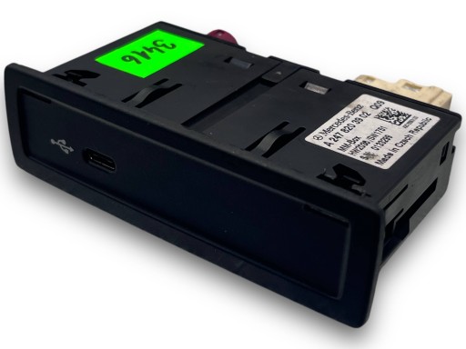 MERCEDES W247 PORT USB 2478203902 @M