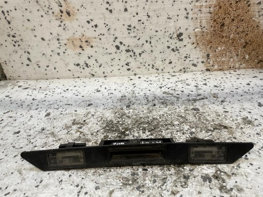 8P48275743FZ - AUDI A3 A4 A6 планка бленда микросток задней крышки
