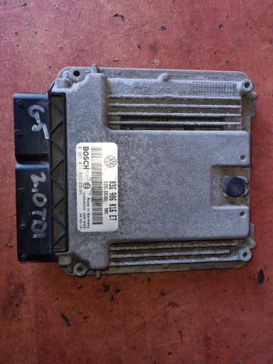 0281011843 volkswagen golf v 2.0tdi комп'ютер двигуна 03g906016et