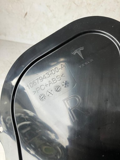 Verschlußstopfen Blende Abdeckung Tür rechts heck TESLA MODEL S 1067943-00