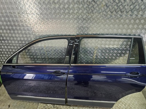 15+ - Передні ліві передні двері tiguan ii 5na 21r lift fl allspace lc5b
